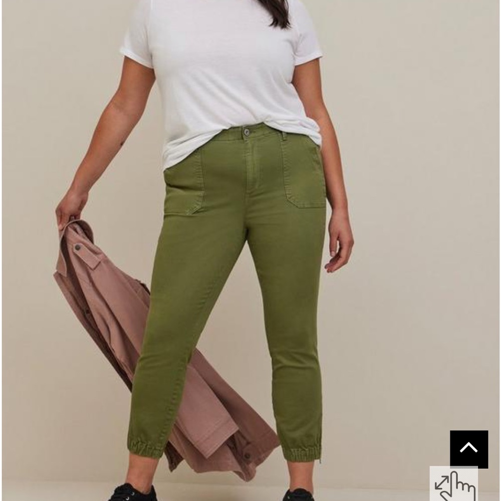 Torrid Comfort Flex Waistband Classic Fit Jogger Stretch Twill High-Rise Pant